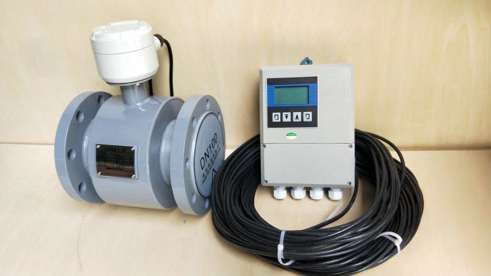 IP68防護(hù)等級(jí)電磁流量計(jì)，分體式電磁流量計(jì)